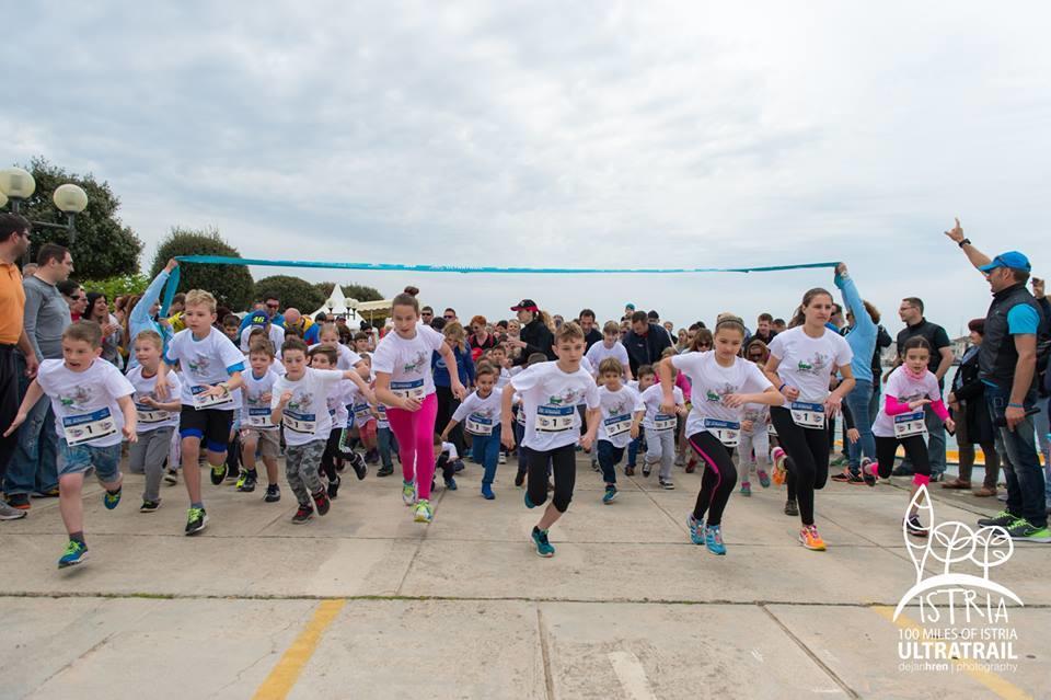 Apartments Sunset Colours Umag Rozac المظهر الخارجي الصورة